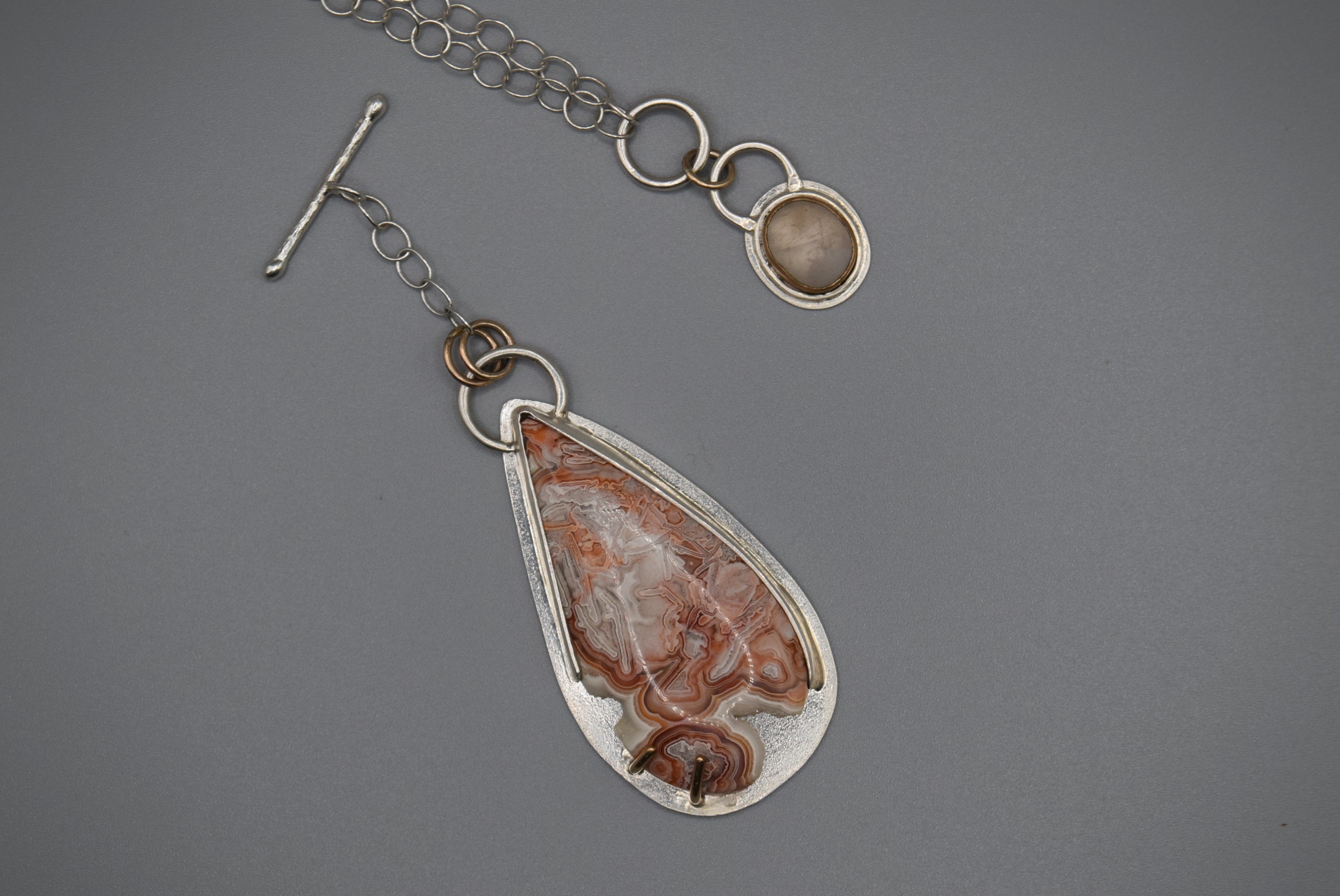 Convertible Lace Agate Druzy